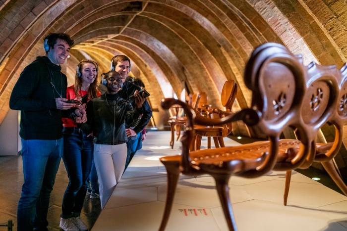 visita pedrera atico muebles